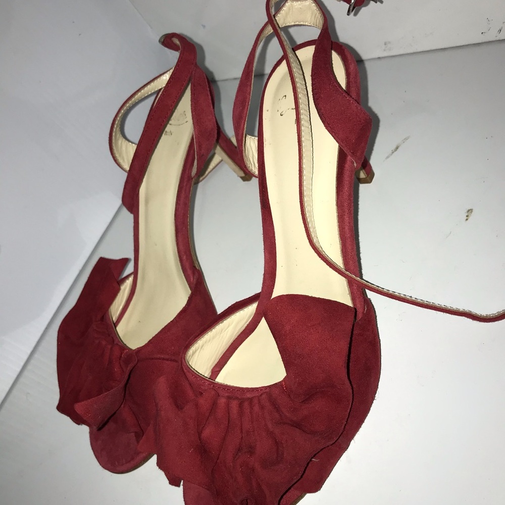 Butter Red Ruffle Heels - Picture 2 of 4